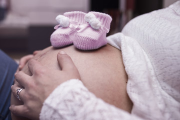 belly of a pregnant woman