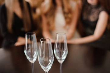 Empty glasses in restaurant