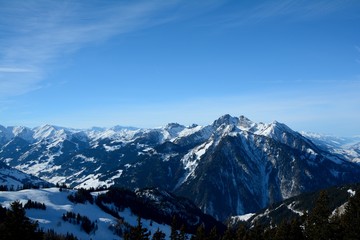 Fototapeta na wymiar Valley and mountains nearby Wagrain and Alpendorf.