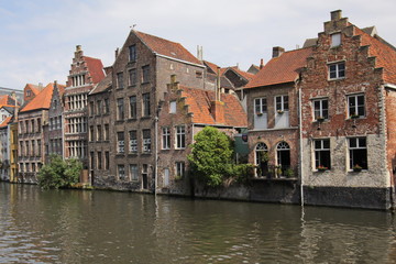 Fototapeta na wymiar Am Kanal in Gent