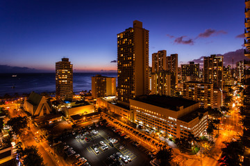 Fototapeta na wymiar Night over Honolulu