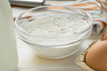 Zutaten zum Kuchen und Kekse backen