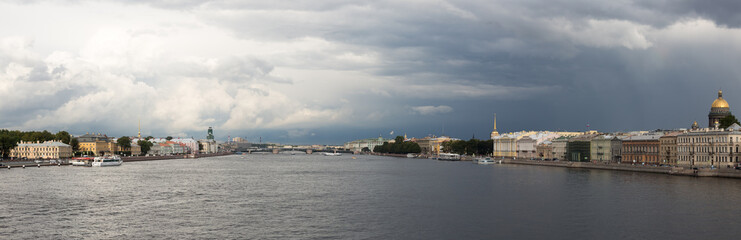 Fototapeta na wymiar Saint-Petersburg panorama