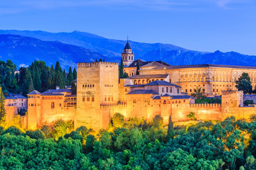Alhambra of Granada, Spain. Alhambra fortress at twilight. - obrazy, fototapety, plakaty