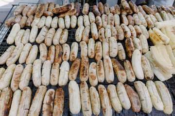 Bananas are many sites on the stove