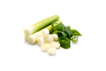 Lauchzwiebel isoliert auf weiß