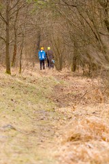 Obraz premium Characters walk in nature.