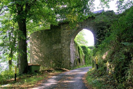 Unteres Tor der Wildenburg bei Friesenhagen, Gemeinde Kirchen