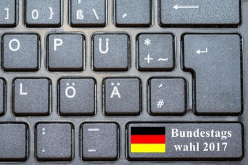 Computertaste mit der Aufschrift Bundestagswahl 2017
