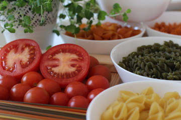 tomatos, fresh tomatos and oregano, oregano, pasta, fresh pasta, tomato pasta