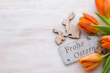 Foto op Plexiglas Easter and spring decoration, flowers and eggs. © gitusik