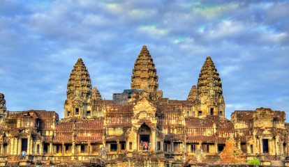 Fototapeta premium Entrance to Angkor Wat Temple - Siem reap, Cambodia