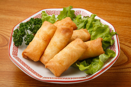 6 Best 中華春巻き Images Stock Photos Vectors Adobe Stock