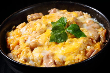 親子丼  Chicken and egg rice bowl