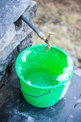 water in the bucket become to be ice