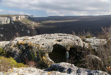 ancient cave city