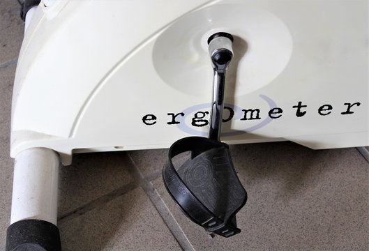 An image of a ergometer - bicycle