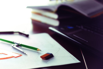 board table pencil divider