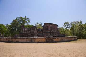 Fototapeta na wymiar Polonnaruwa Vatadage, Polonnaruwa or Pulattipura ancient city of the Kingdom of Polonnaruwa in Sri Lanka