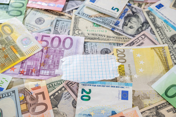 Fototapeta na wymiar купа двох провідних валют - долар США і євро банкноти.