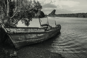 shipwreck aground vintage color tone.
