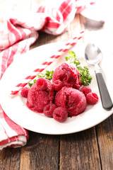 raspberry ice cream