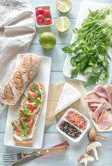 Sandwich with cream cheese and chicken