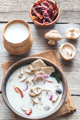 Obraz na płótnie Canvas Bowl of thai tom kha kai soup