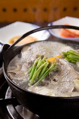 bogeo tang. Puffer Fish Stew.