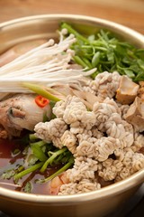 altang.  Spicy Fish Roe Soup .