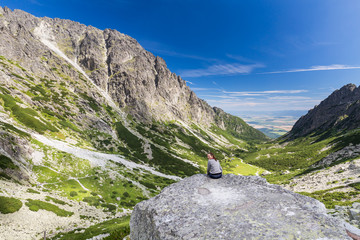 Fototapeta na wymiar Nature along the hiking route to the Teryho Chata in the High Tatras