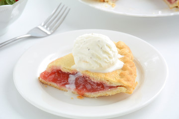Strawberry rhubarb pie