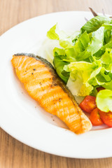 Salmon salad