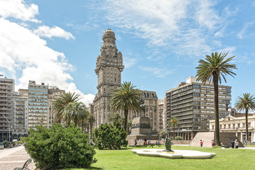 Plaza Independencia (Montevideo) - obrazy, fototapety, plakaty