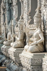 Buddhistische Figuren beim Tempel in Nan, Thailand