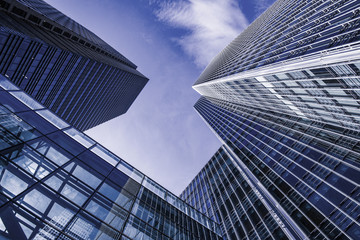 Obraz na płótnie Canvas Business area with skyscrapers and modern buildings.