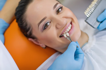 Dentist 