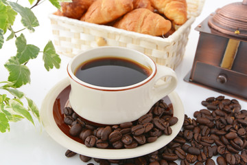 おいしそうなパンとコーヒー
