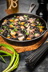 Black spaghetti with seafood