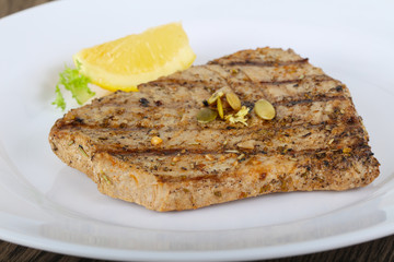 Grilled tuna steak