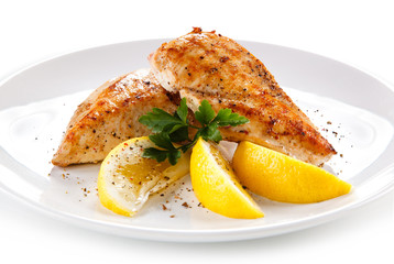 Grilled chicken fillet and vegetables