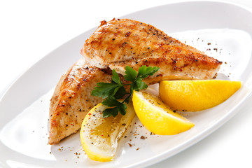 Grilled chicken fillet and vegetables
