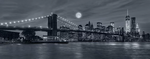 Fotobehang  New York City at night © bluraz