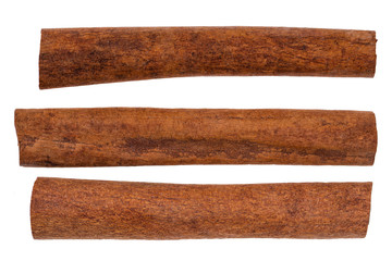 Cinnamon sticks isolated on white background,macro shot