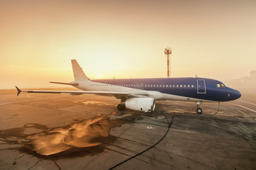 the plane in the fog on the Runway of-dawn