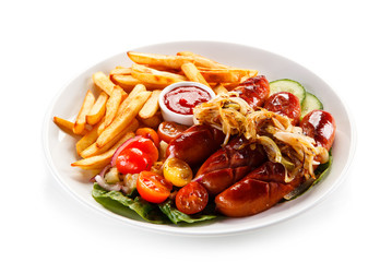 Grilled sausages and vegetables 