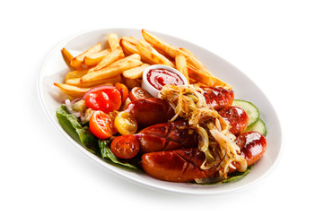 Grilled sausages and vegetables 