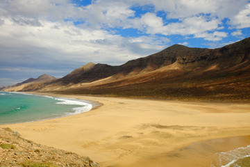 Fototapeta na wymiar Beautiful landscape on the Canary Island Fuerteventura, Spain.