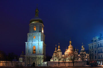 Fototapeta na wymiar St. Michael Monastery at night in Kiev, Ukraine