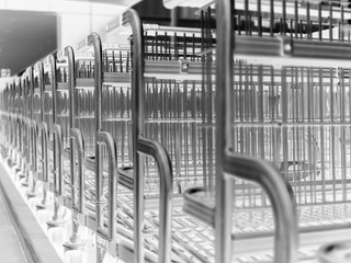 reverse gradient Black and white of stack shopping cart